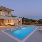 빌라 Melina - Elysian Kefalonia, 200m From Beach, New 2024 *