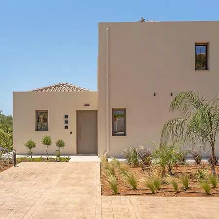 Melina - Elysian Kefalonia , 2 Min Walk From The & Brand New 2024 Villa *